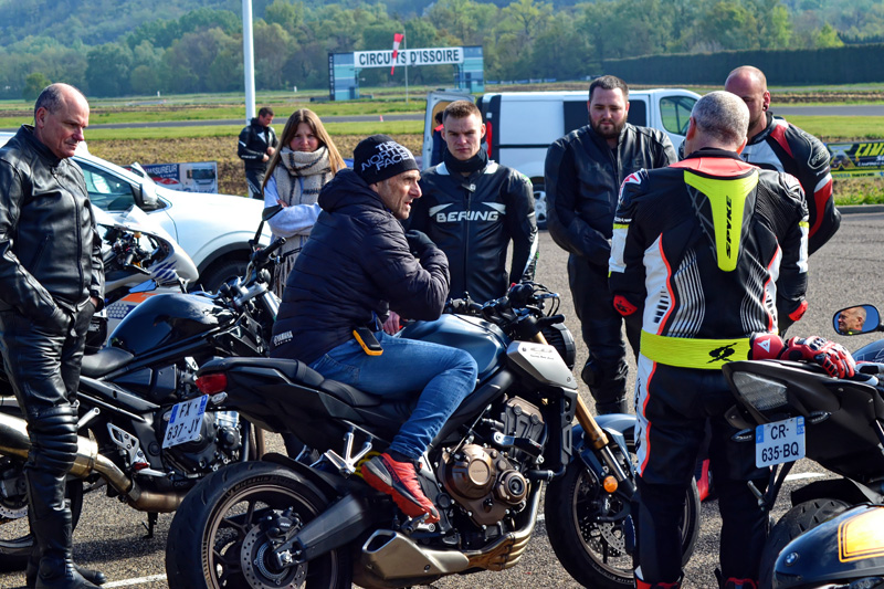 stage moto circuit d'Issoire